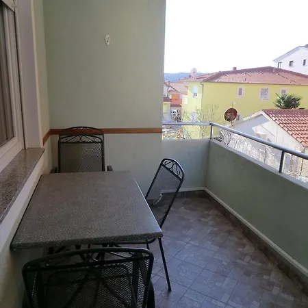 Apartment Popovic *